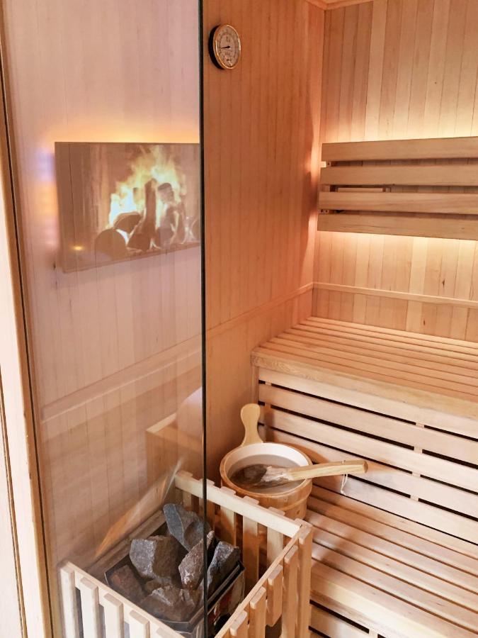 Suite Cosy Flat - Hyper-Centre Avec Sauna Privatif Senlis  Bagian luar foto