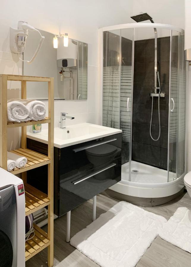 Suite Cosy Flat - Hyper-Centre Avec Sauna Privatif Senlis  Bagian luar foto
